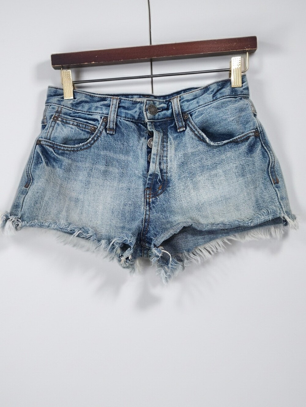 Free People Button Fly Cut-offs 5 pocket Raw Hem Jean Shorts Size 25
